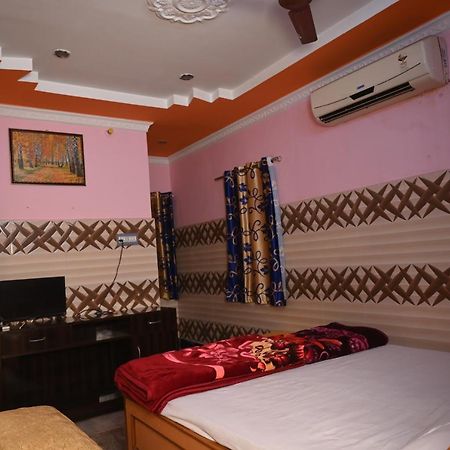 Hotel Rajmahal Bānkura Exterior foto